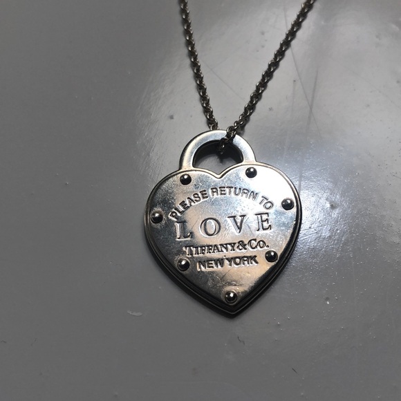 Return To Tiffany Love Pendant By 
